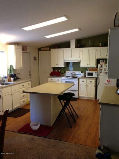 kitchen pic 1