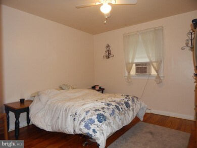 323-325 Delsea Dr, Sewell, NJ 08080 - photo 4