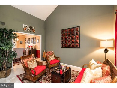 339 Aftons Cir, Spring City, PA 19475 - photo 4