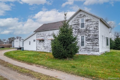 1907 Krouse Rd, Owosso, MI 48867 - photo 4