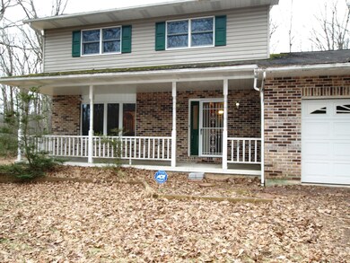 Front View of Home (2)