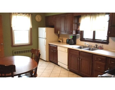 96 Hafey St, Chicopee, MA 01013 - photo 6