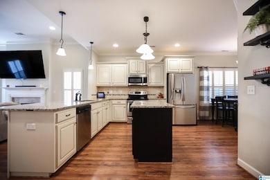 195 Lorrin Ln, Sterrett, AL 35147 - photo 6