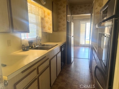 7271 Katella Ave unit 9, Stanton, CA 90680 - photo 5