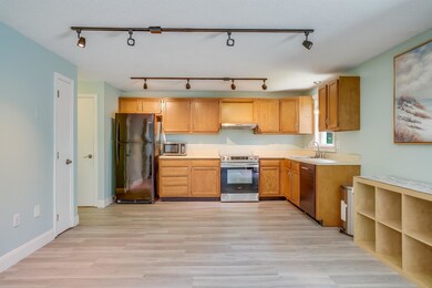 8 Skyline Dr unit 39, Amherst, NH 03031 - photo 4