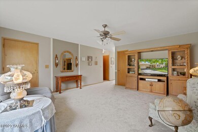 7606SummitviewAveUnit15-7copy