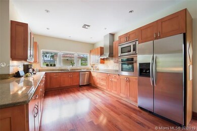 Chef's Kitchen w/ Counter-space & Cabinets Galore
