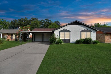 10331 Southport Dr, Houston, TX 77089 - photo 2