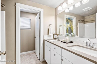 Timberline - Main Bath 2