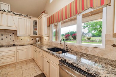 427 Woodcreek Ct, Granbury, TX 76049 - photo 6