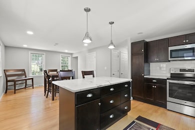 4 Thom Ave, Bourne, MA 02532 - photo 4