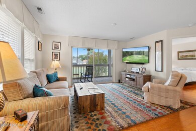 3350ClubVillasDr1103 - 29