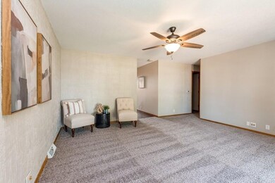 4518 Twin Pine Dr NE, Cedar Rapids, IA 52402 - photo 4