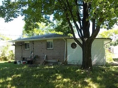 1631 Coronet Dr, Columbus, OH 43224 - photo 2