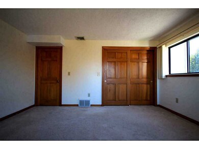 78 St Joseph St unit 8, Woonsocket, RI 02895 - photo 3