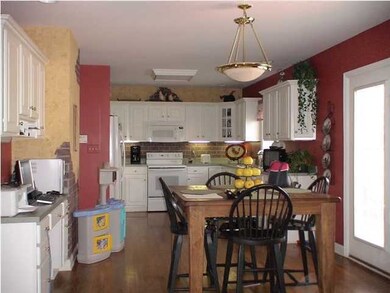 593 Cherry Hill Pkwy, Mount Washington, KY 40047 - photo 4