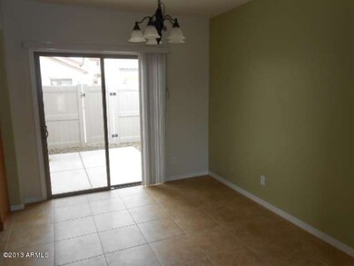 023-384351 Dining Area