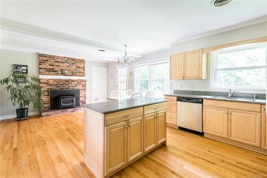 11140 Linderwood Dr, Mechanicsville, VA 23116 - photo 4