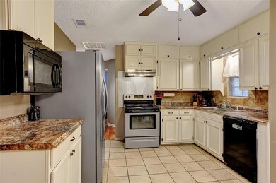 1509 S Lillis Ln, Denison, TX 75020 - photo 5