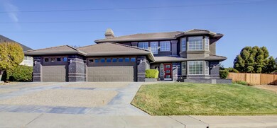 985 River Bend