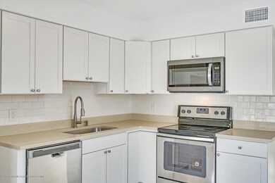 196 Matilda Dr Manahawkin NJ-large-022-2