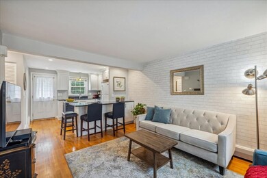 98 Cedar St unit 28, Wakefield, MA 01880 - photo 4