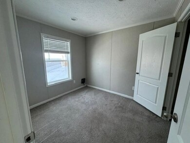 9 Avenue C unit 61, Keansburg, NJ 07734 - photo 7