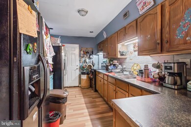605 N 9th St, Reading, PA 19604 - photo 7