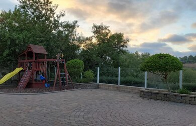 Carousel Image