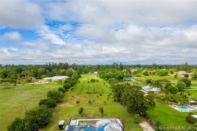 1831 SW 139th Ave, Davie, FL 33325 - photo 2