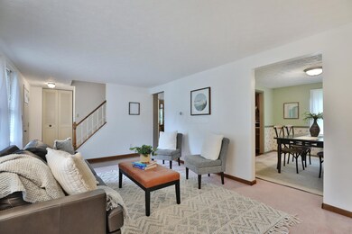 6398 Deer Ridge Ln, Columbus, OH 43229 - photo 6