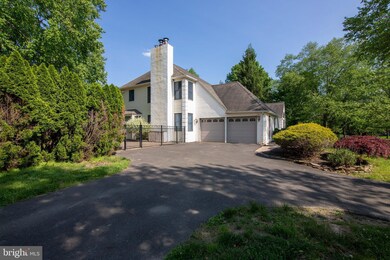 330 Cottonwood Dr, Langhorne, PA 19047 - photo 4