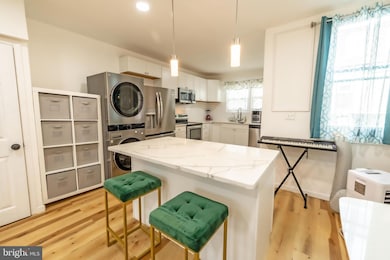 7337 Chelwynde Ave, Philadelphia, PA 19153 - photo 5