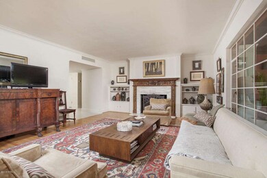 Familyroom1