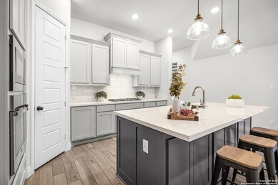 429 Juana Way, New Braunfels, TX 78132 - photo 6