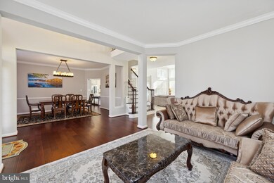 17044 Anns Brook Ct, Woodbridge, VA 22191 - photo 4