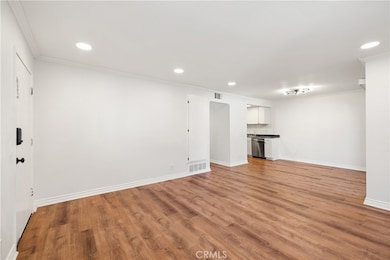 1346 E Hillcrest Dr unit 49, Thousand Oaks, CA 91362 - photo 7