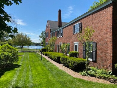 252 Main St unit 2, Wakefield, MA 01880 - photo 2