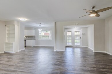 1030 Mosher Ln, Houston, TX 77088 - photo 4