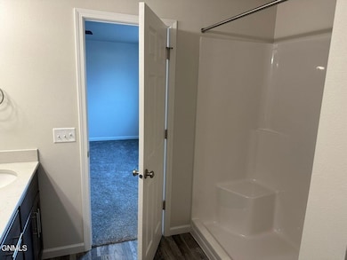 131 Marshall Loop 6