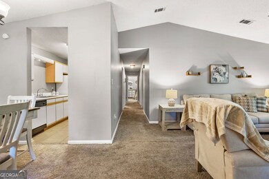 2092 S Sherwood Dr unit 88, Valdosta, GA 31602 - photo 6