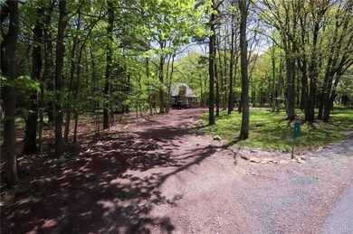 7 Clubhouse Rd, Jim Thorpe, PA 18229 - photo 4