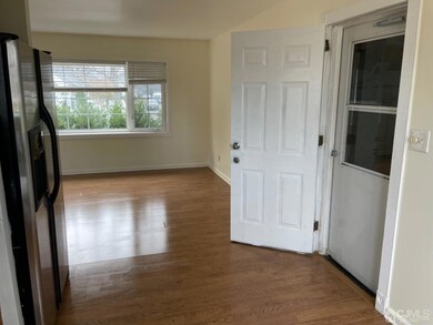 45 Reynolds St, Iselin, NJ 08830 - photo 4
