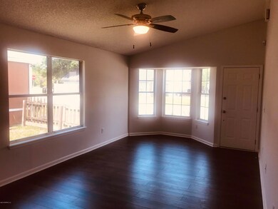 7580 Somerton Dr, Jacksonville, FL 32210 - photo 6