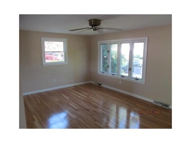 32 Deerfield Dr, Warwick, RI 02886 - photo 4