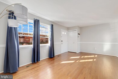 15 Holland Hill Ct, Catonsville, MD 21228 - photo 4