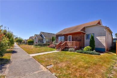 1922 Baker Ave, Everett, WA 98201 - photo 3