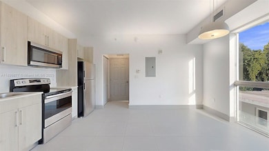519 SW 5th Ave unit 303, Miami, FL 33130 - photo 4