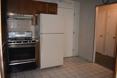 379 Huse Rd unit 36, Manchester, NH 03103 - photo 4
