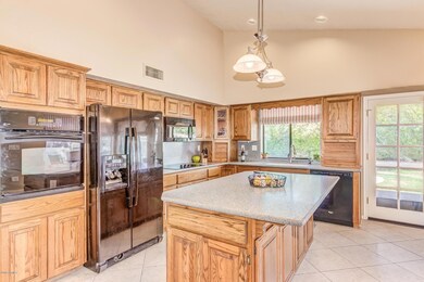 930 E Derby Dr, Tempe, AZ 85284 - photo 7